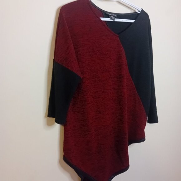Women's‎ Modern Oversized Michael Tyler Red/Black Colorblock Poncho Sweater L - Picture 5 of 9